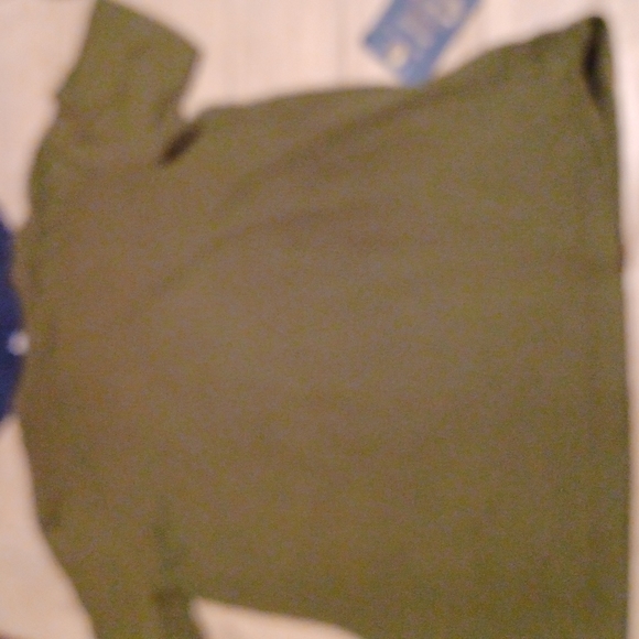 T shirt - Picture 2 of 2